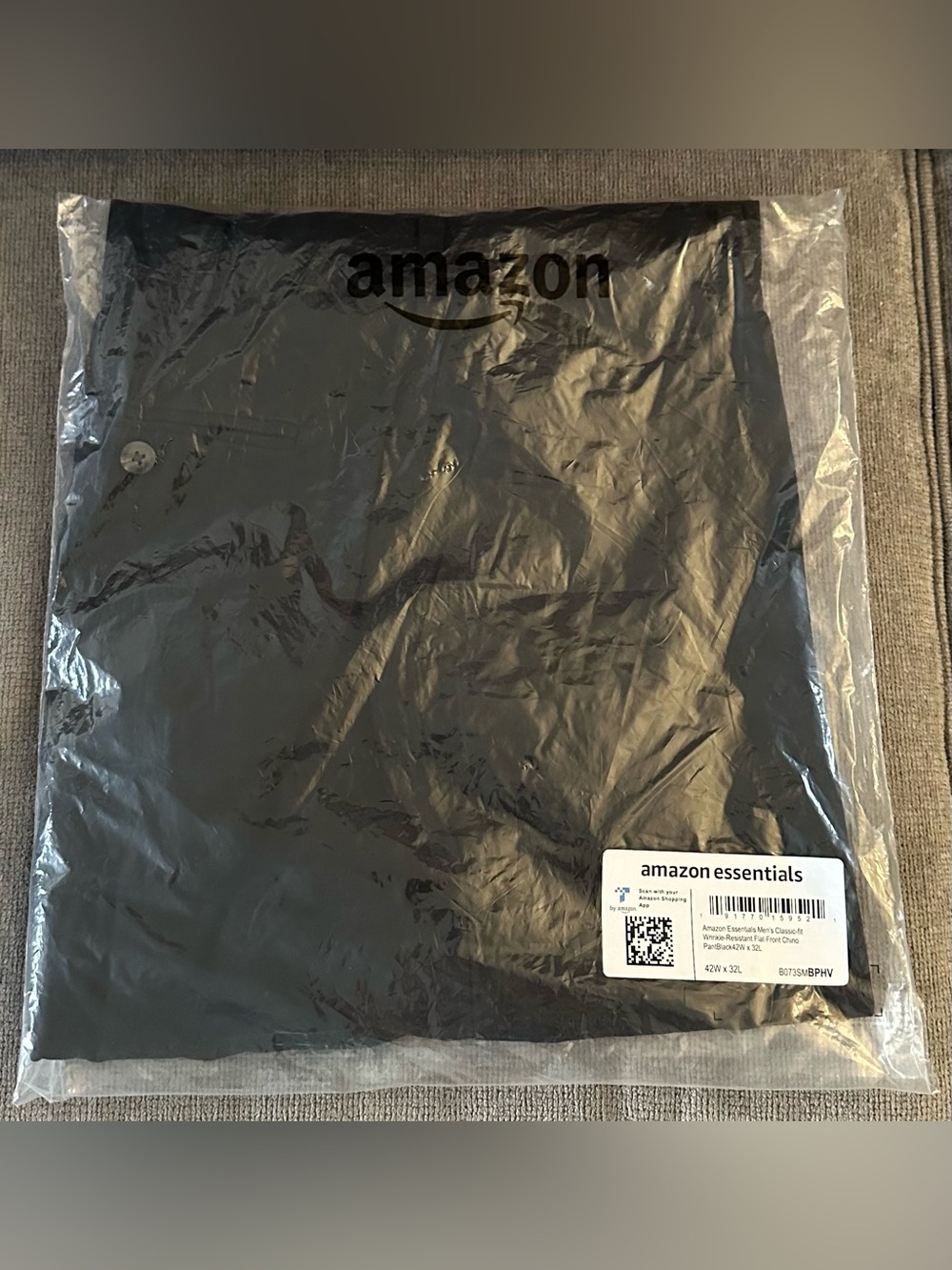Men'sClassic-fit Wrinkle-Resistant Flat-FrontChinoPantBlack42W x 32L nwt $8 firm